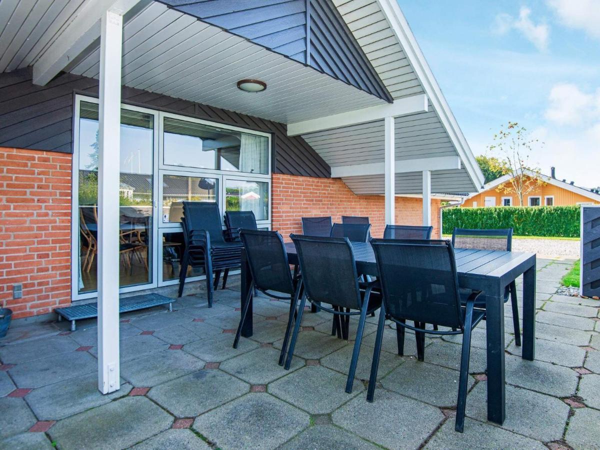10 Person Holiday Home In Juelsminde Sonderby  Exteriör bild