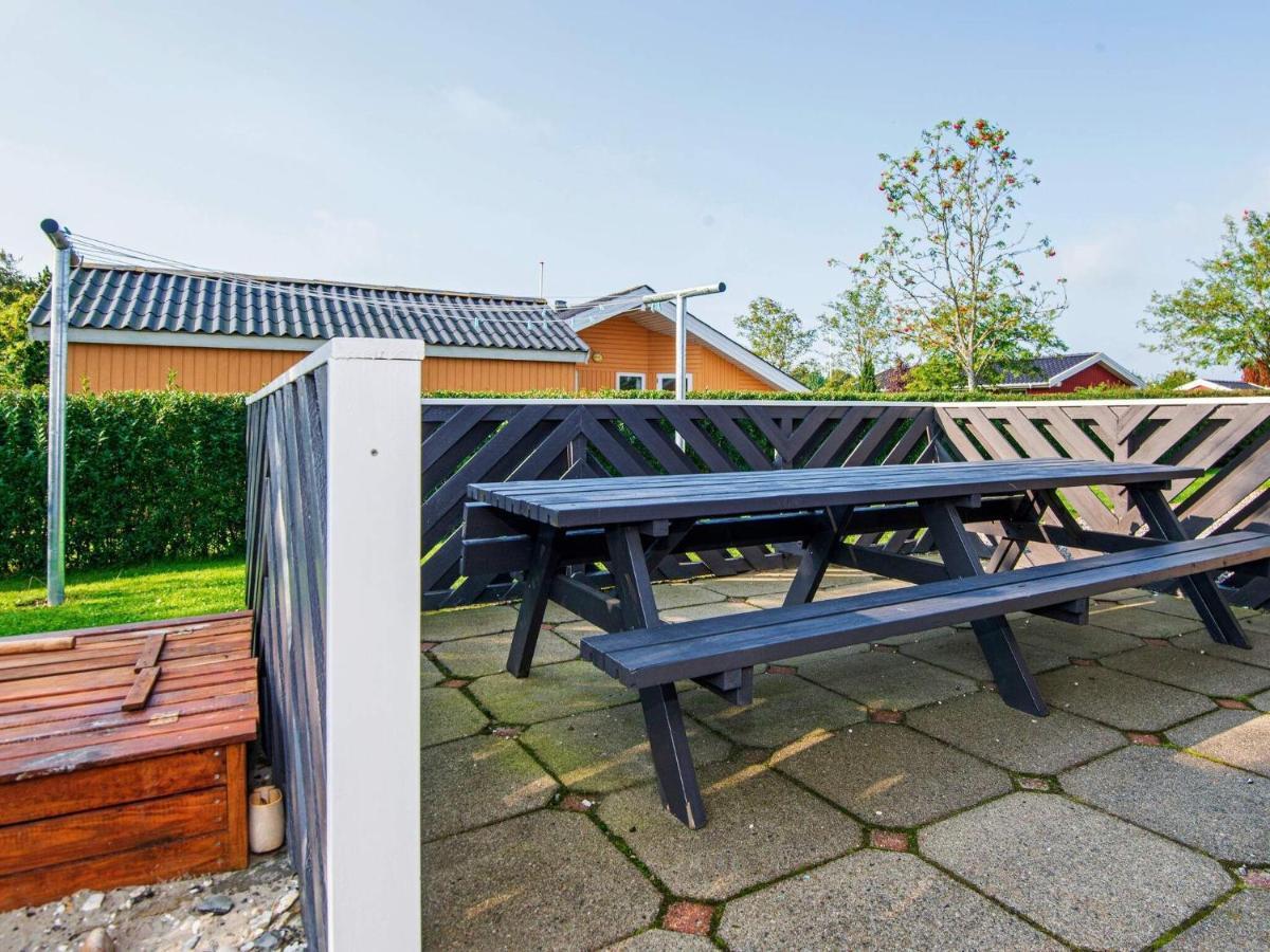 10 Person Holiday Home In Juelsminde Sonderby  Exteriör bild