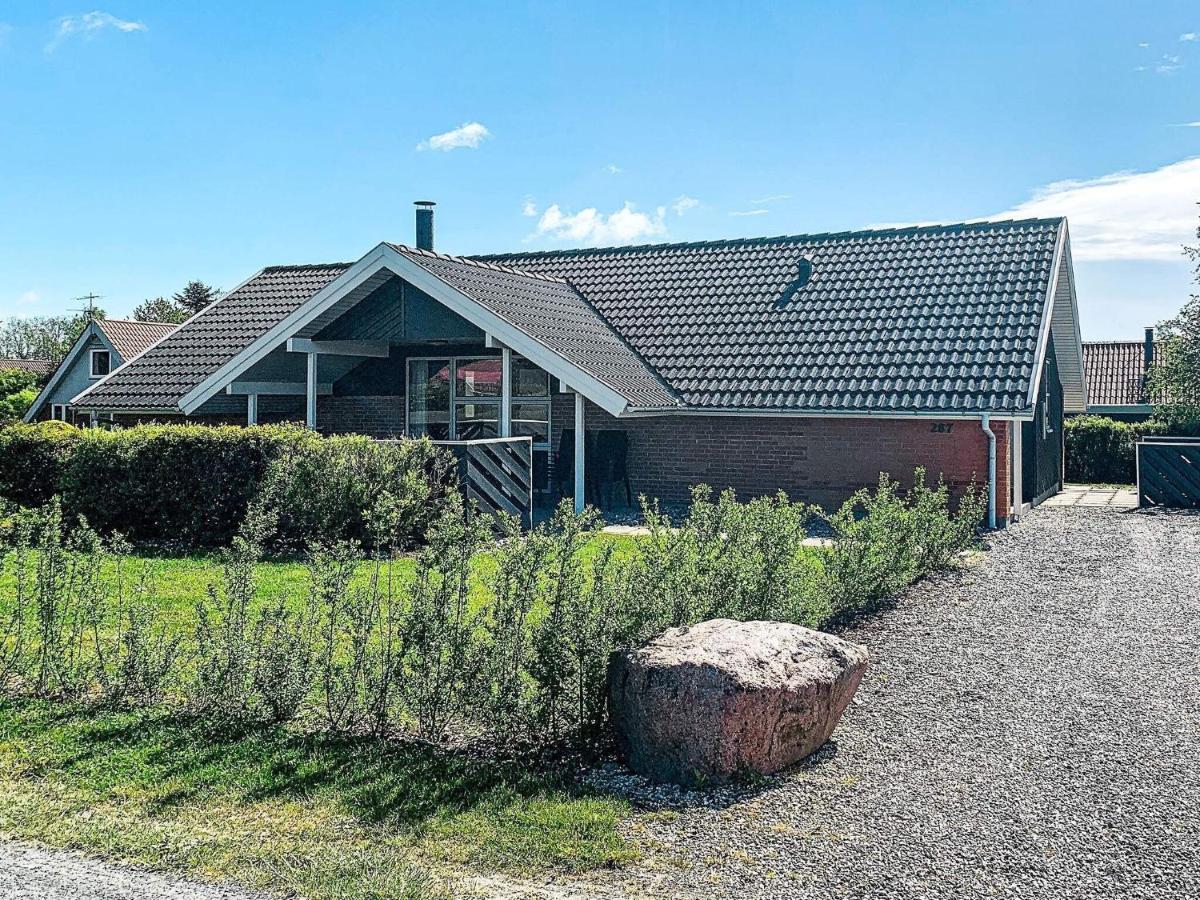 10 Person Holiday Home In Juelsminde Sonderby  Exteriör bild