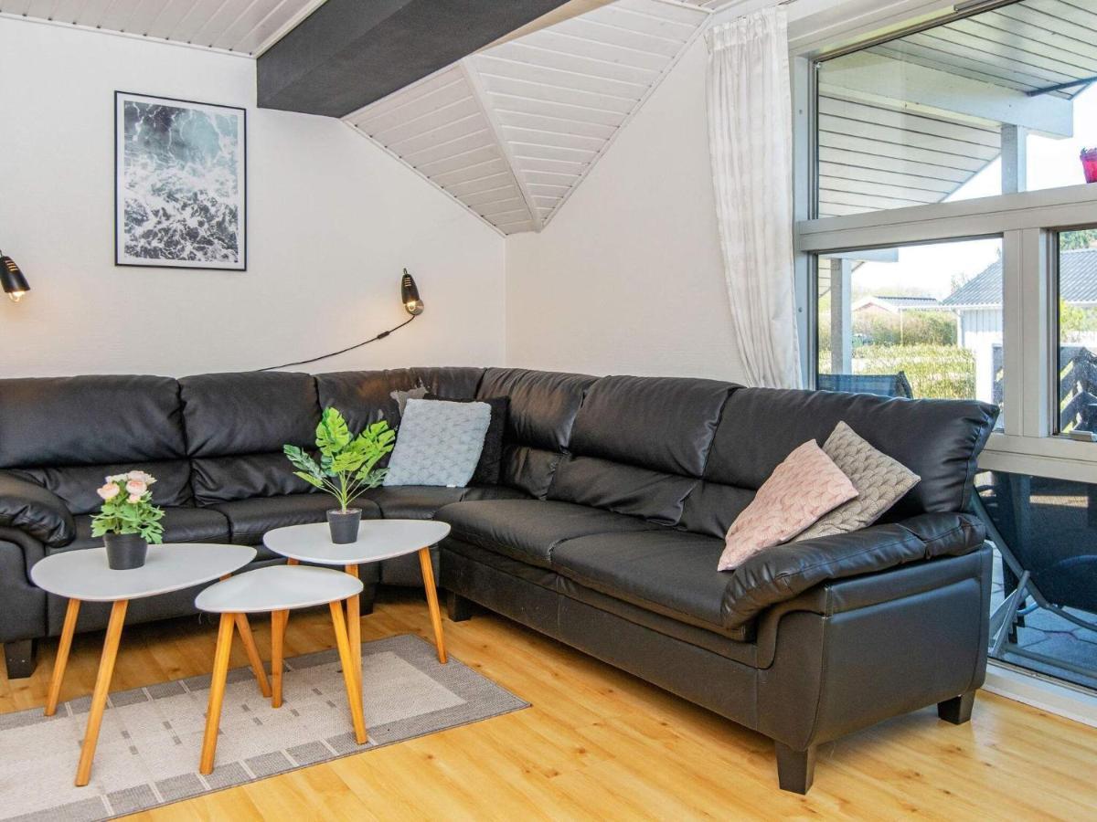10 Person Holiday Home In Juelsminde Sonderby  Exteriör bild